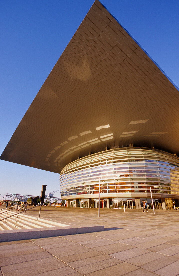 New Opera House in Holmen, Christianshavn, Copenhagen, Denmark