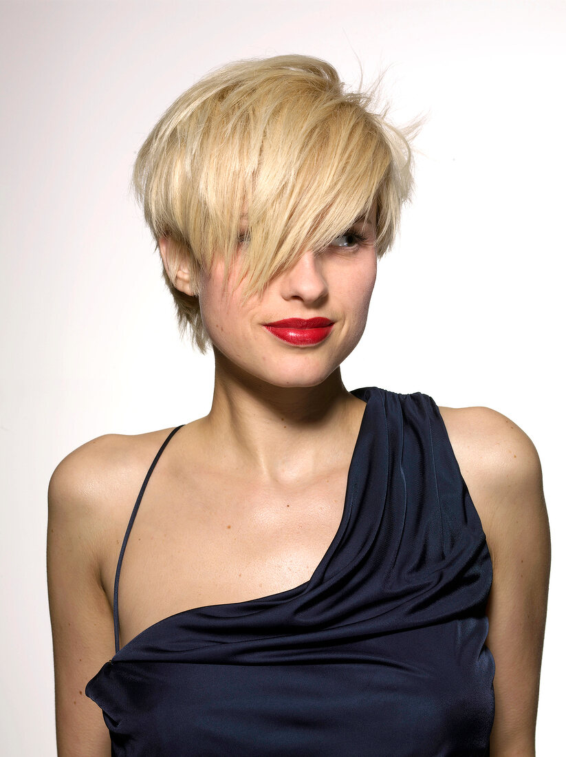 short blonde hair red lipstick