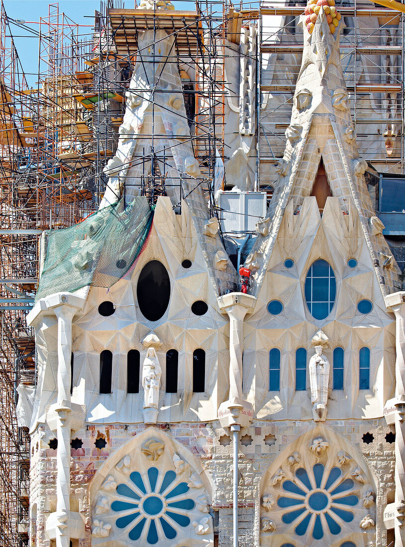 Barcelona: Basilika Sagrada Familia, Seitenschiff, Bauarbeiten