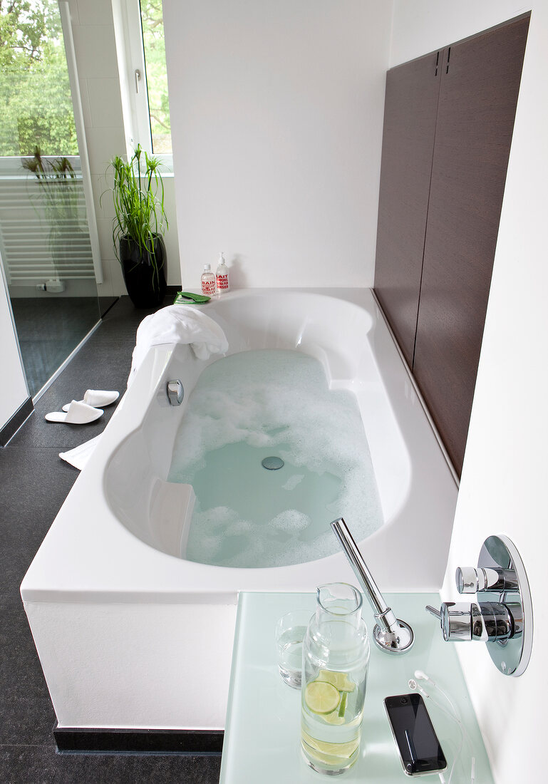 Bubbles in white duo bath tub