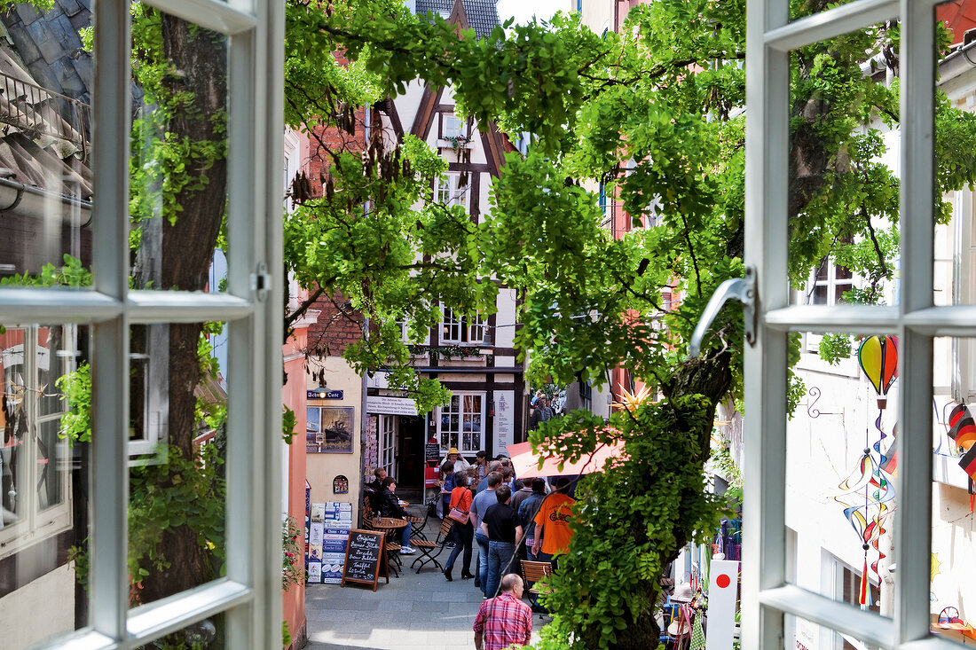 Bremen: Schnoorviertel, Gasse, Menschen