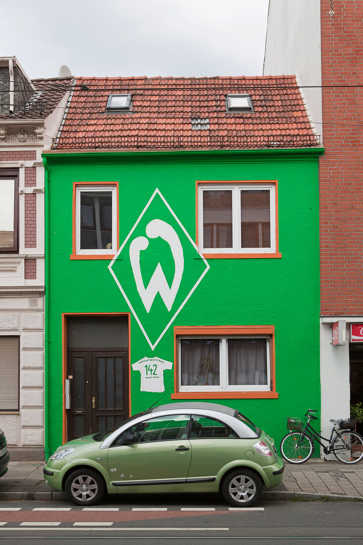 Bremen: Hausfassade grün-weiss 