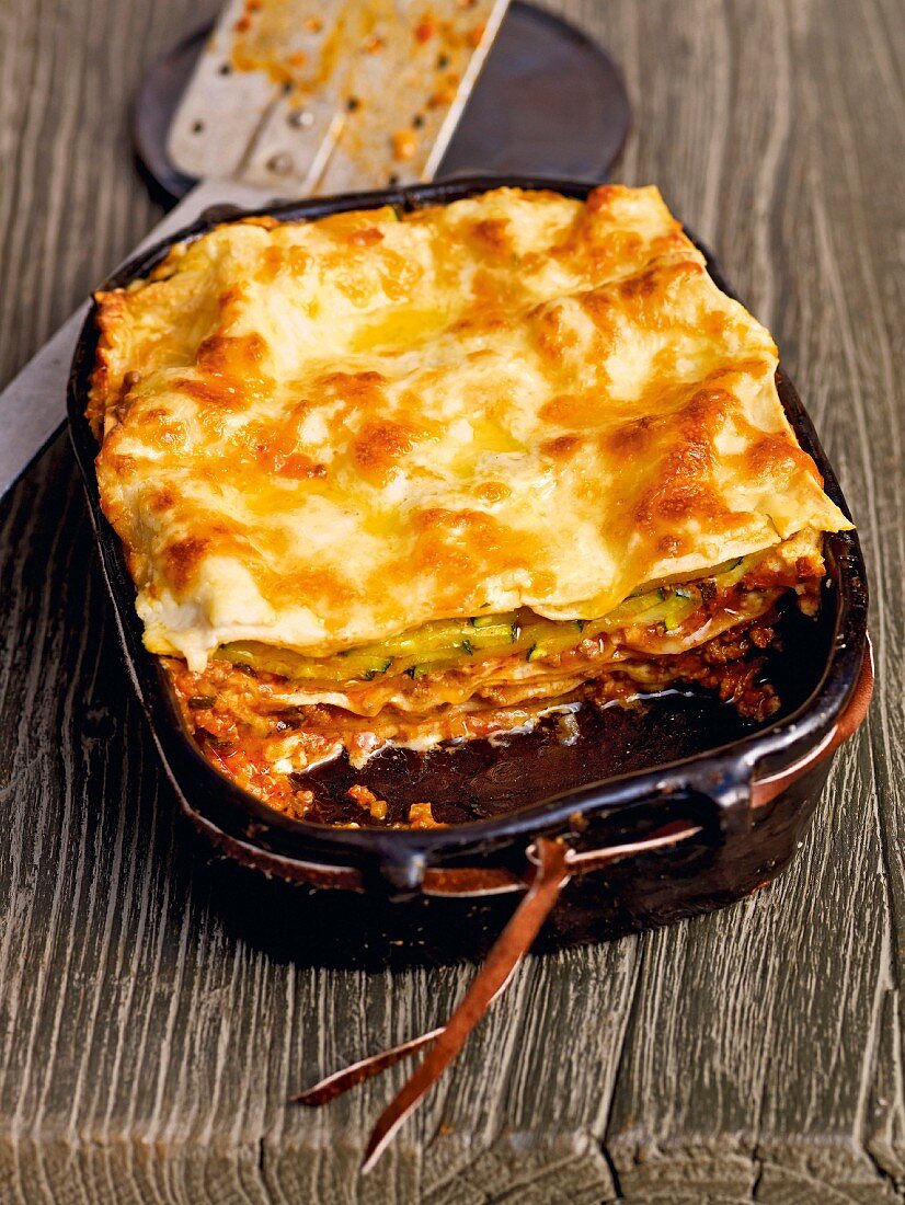 Minced meat and courgette lasagne