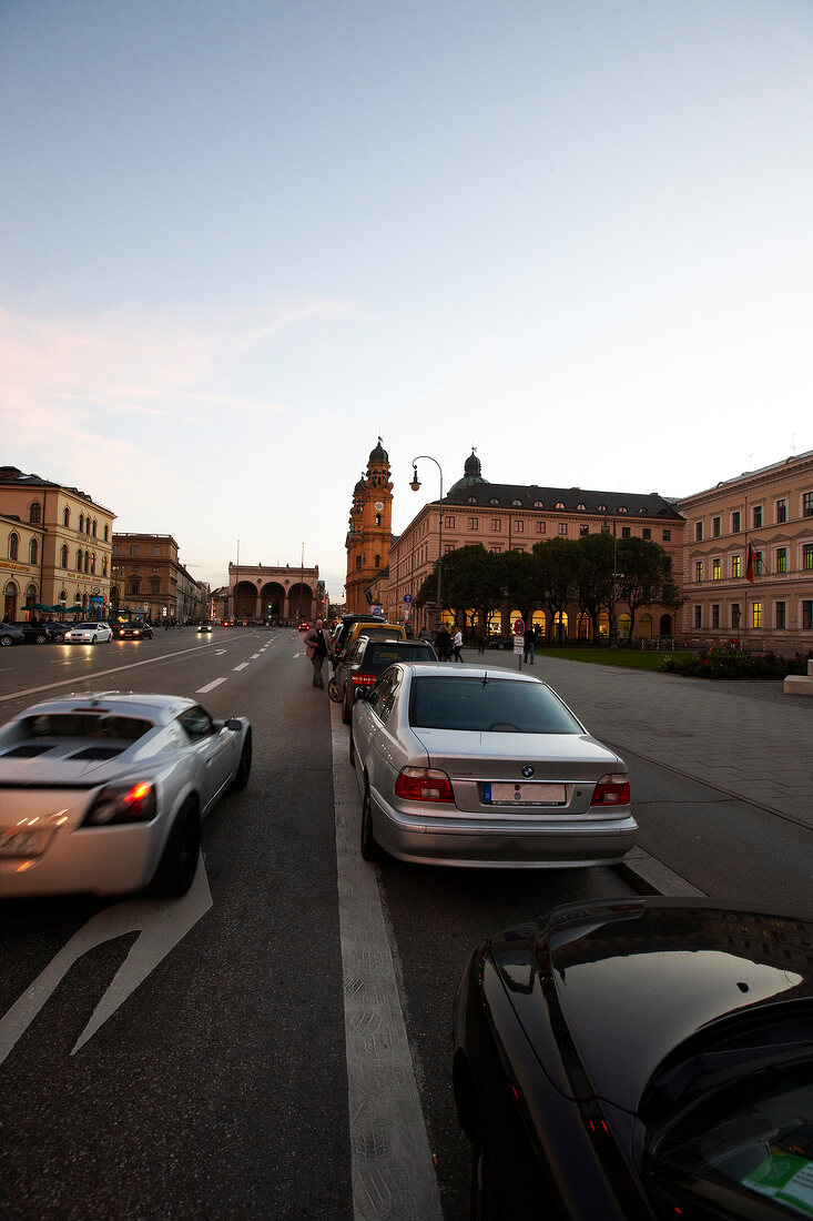 München, Verkehr auf der Ludwigstraß e, Nr. 7