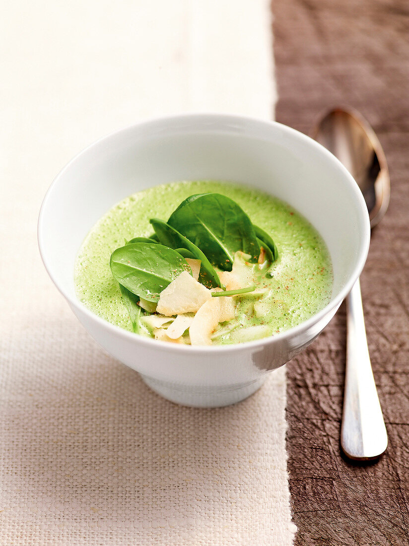 Cream of spinach soup in bowl