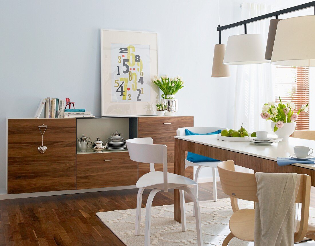 Dining room with Thonet chairs and sideboard