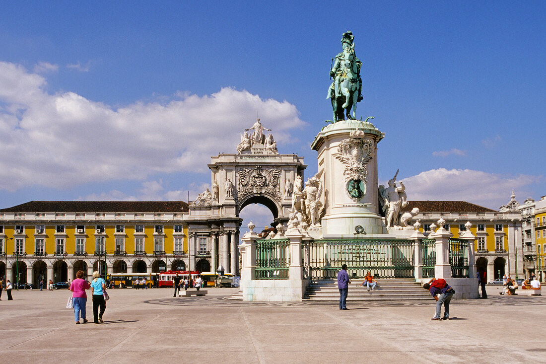 View of Praca do Comercio with King Jose I and Arco Monumental in Lisbon, Portugal