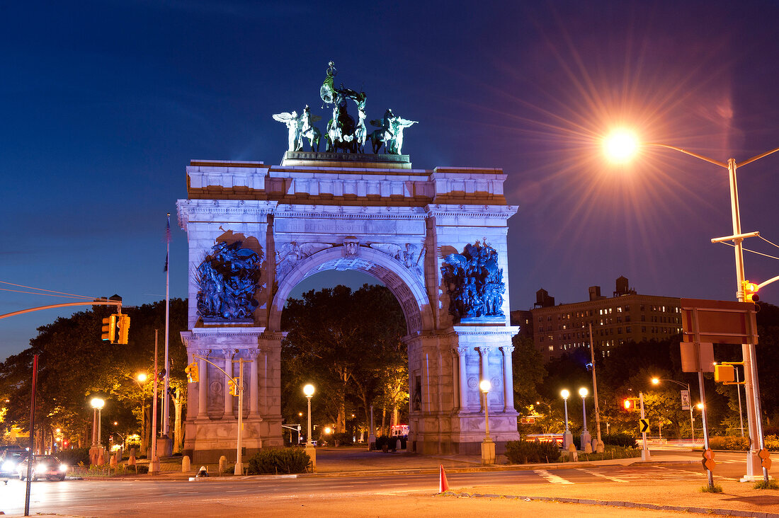 New York: Grand Army Plaza, Brooklyn