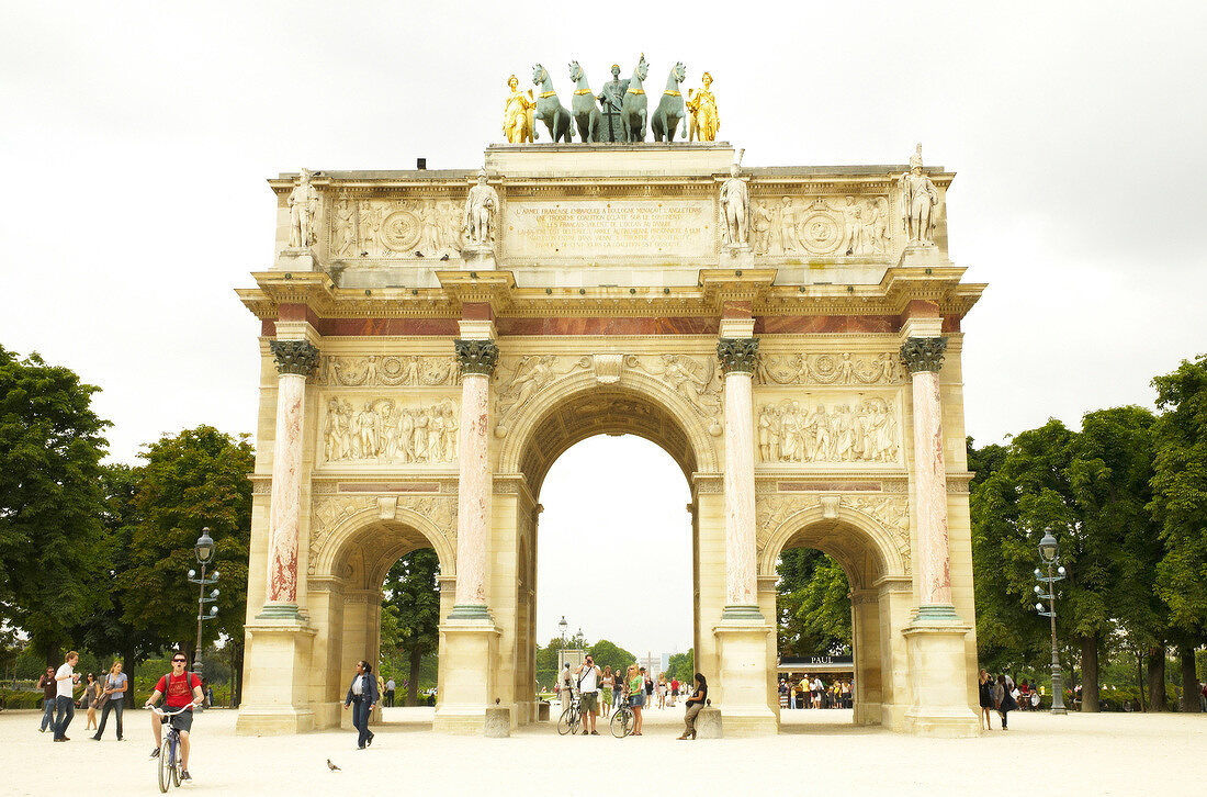 Paris: Arc de Triomphe du Carrousel Triumphbogen.