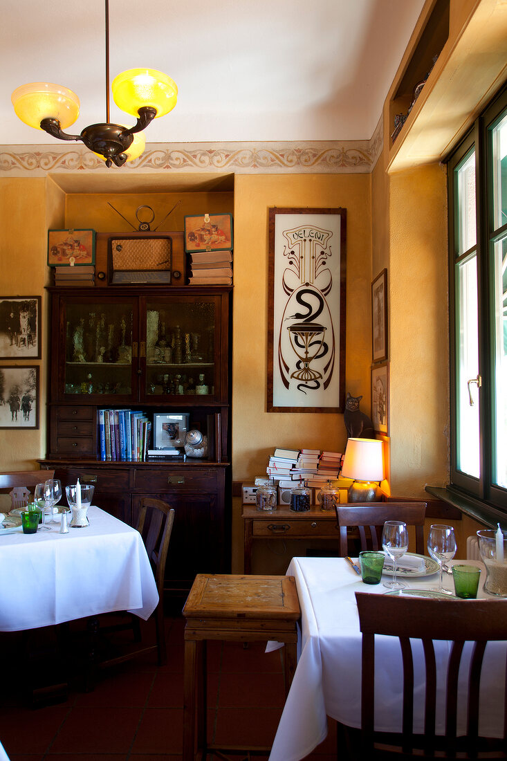 Comer See, Gastraum vom Restaurant Il Gatto Nero, Cernobbio
