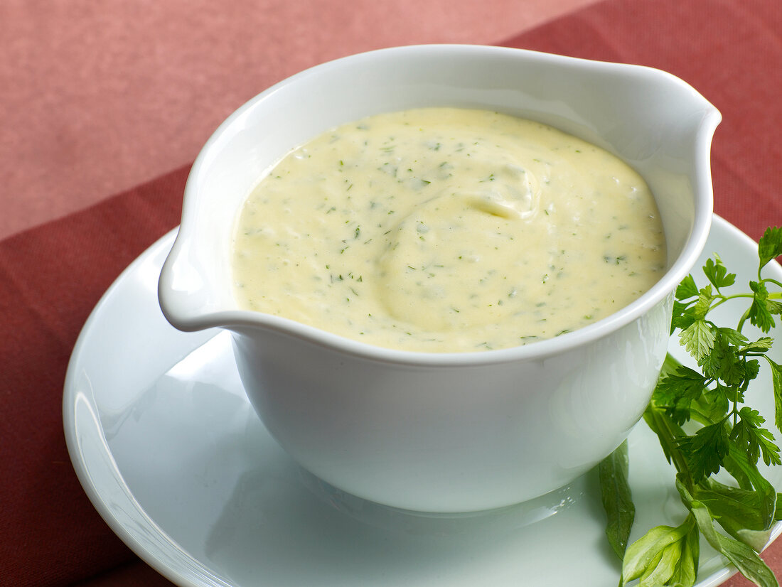 Bearnaise sauce in sauce boat