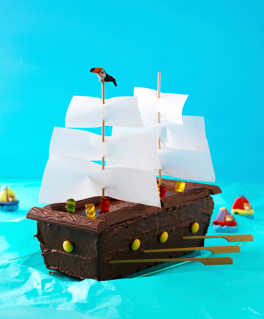 Backen für Kinder, Kuchen als Piratenschiff