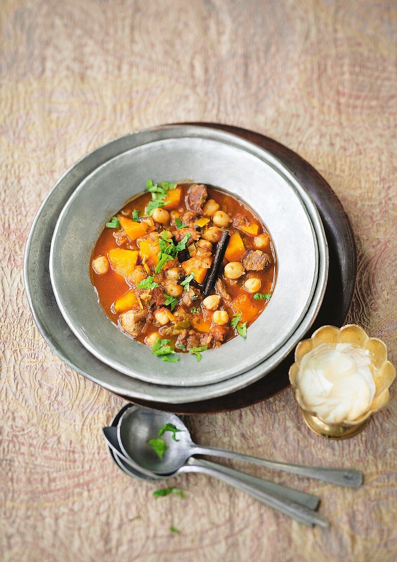 Lamb stew with pumpkin and chickpeas (Morocco)