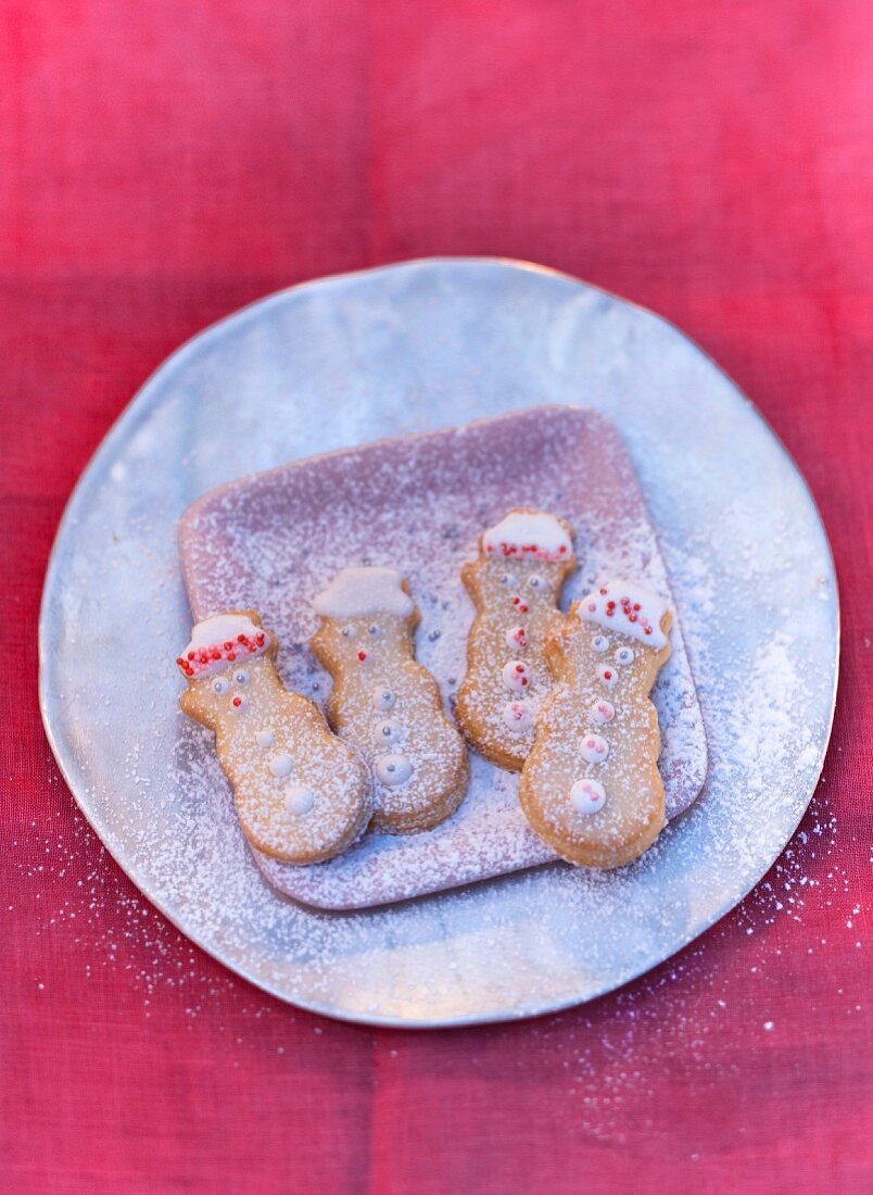 Snowman-shaped butter biscuits