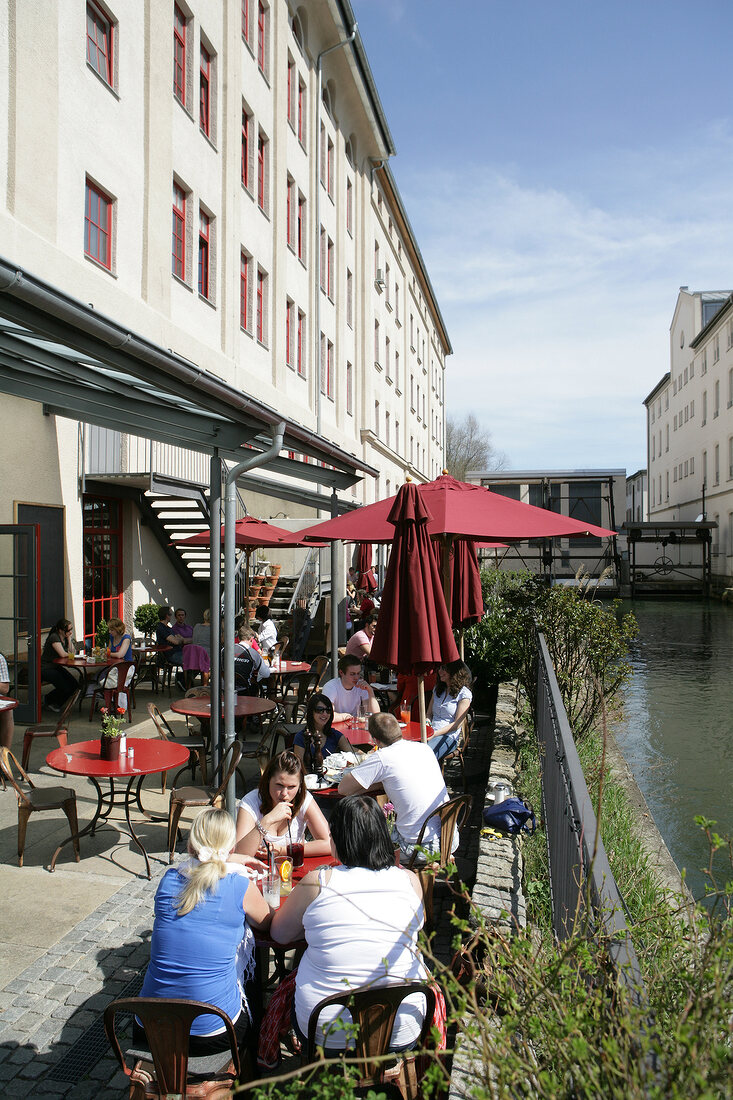 Dinzler in der Kunstmühle Restaurant Rosenheim Bayern