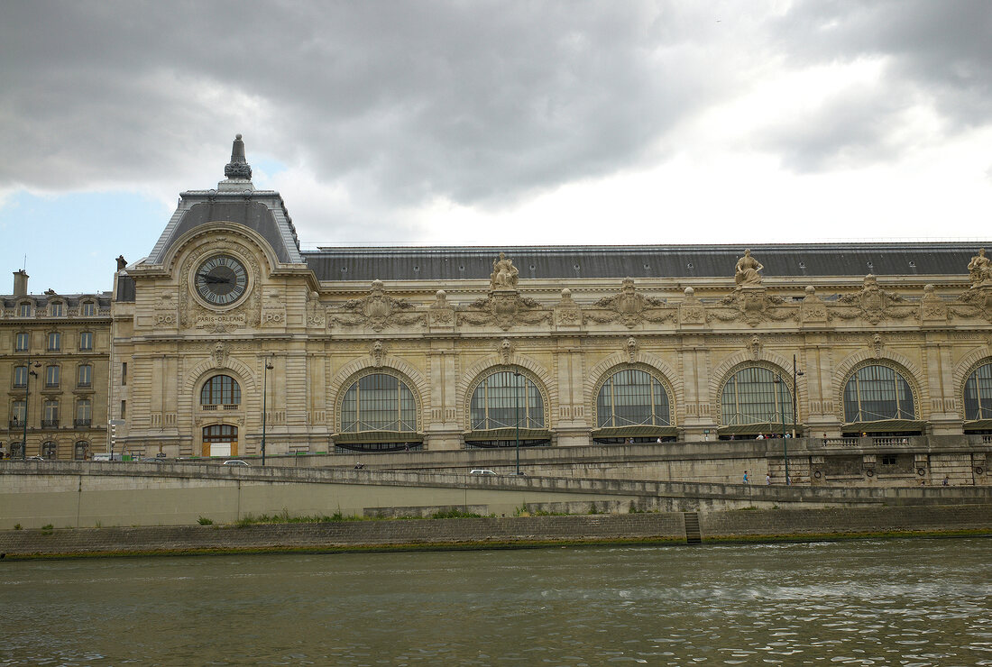 View of Musee d'Orsay Museum overlooking Seine river, Paris, France