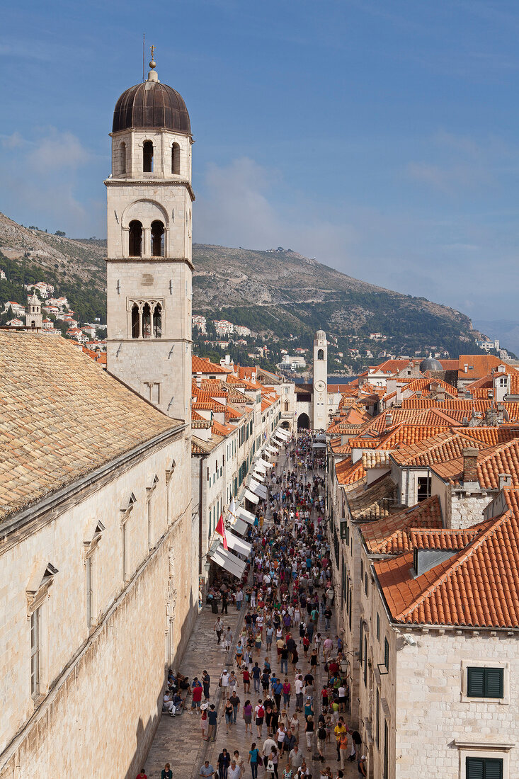 Kroatien: Dubrovnik, Blick auf die Placa Stradun und Mala Braca
