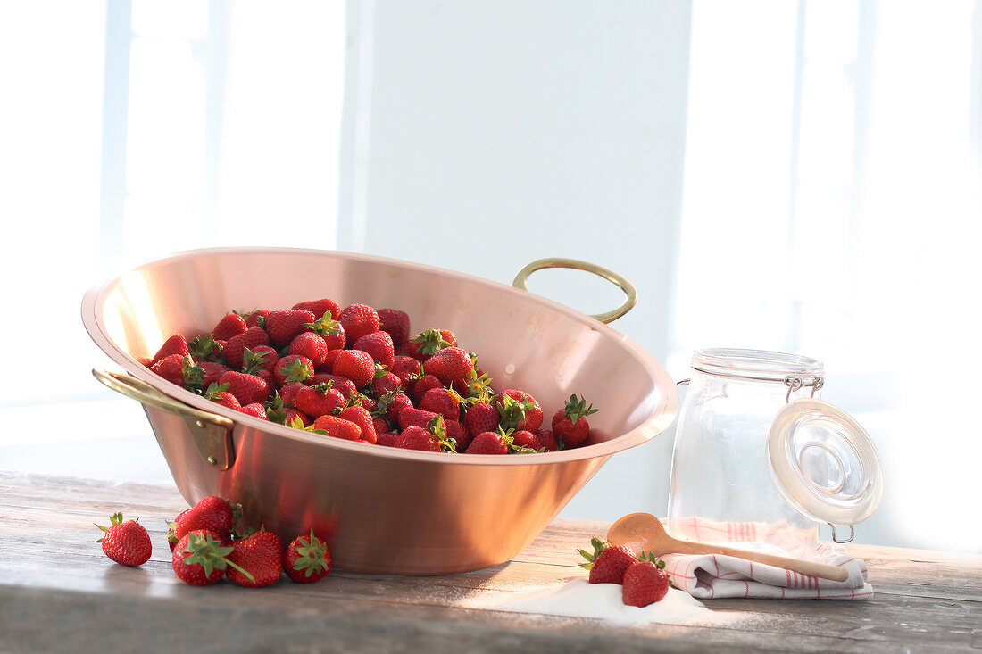 Strawberries in cooking pot
