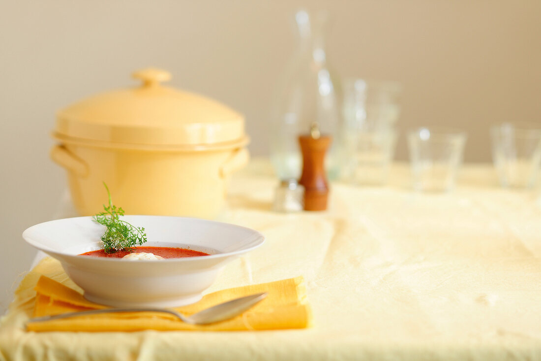 Bowl of soup on yellow napkin, low GI diet food