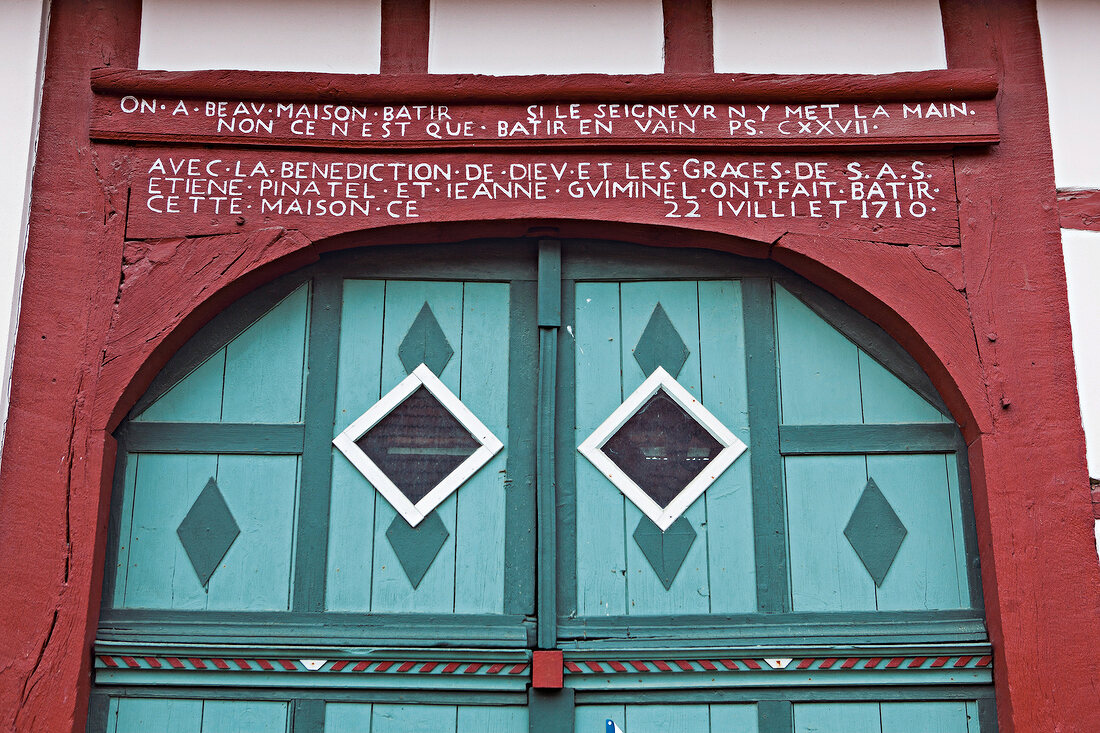 Lettering above door of house, Psalm 127, Schoneberg, Hesse, Germany