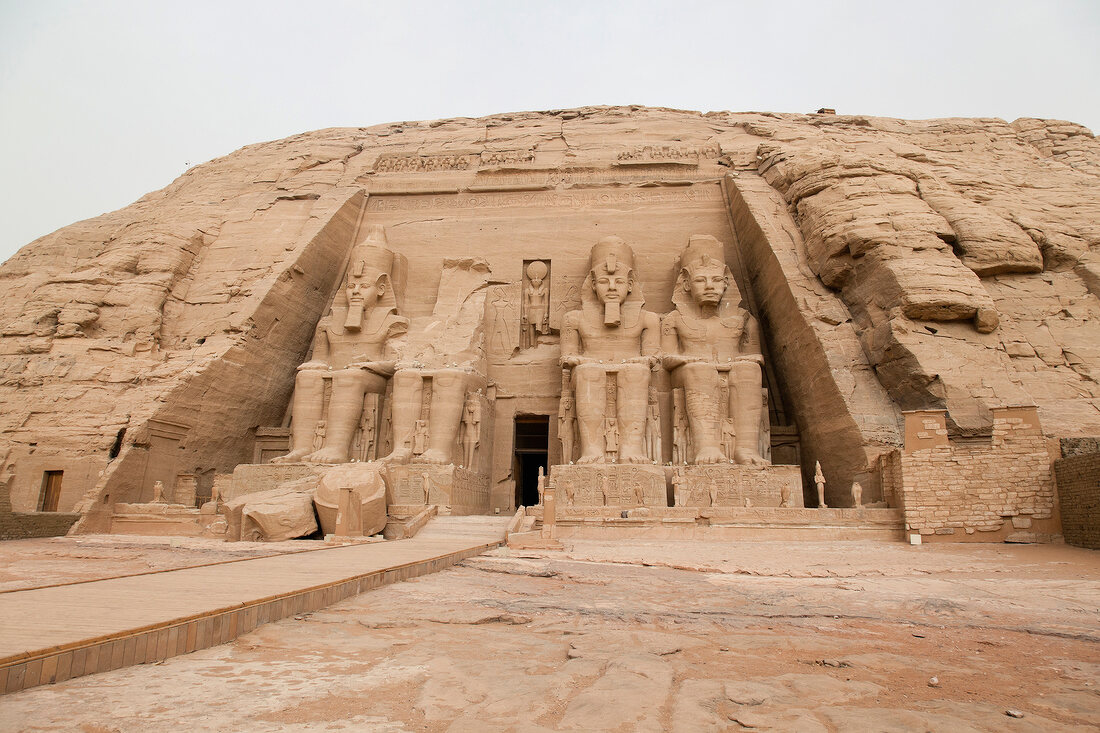 View of Ramses II sculpture outside Temple of Abu Simbe, Nubia, Egypt