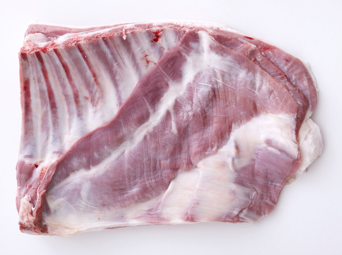 Fleisch, Dünnung vom Lamm, Freisteller