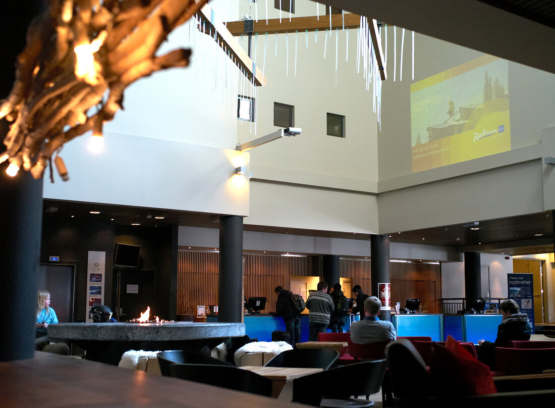 Trysil, Skigebiet in Norwegen, Radisson Blue Hotel Lobby