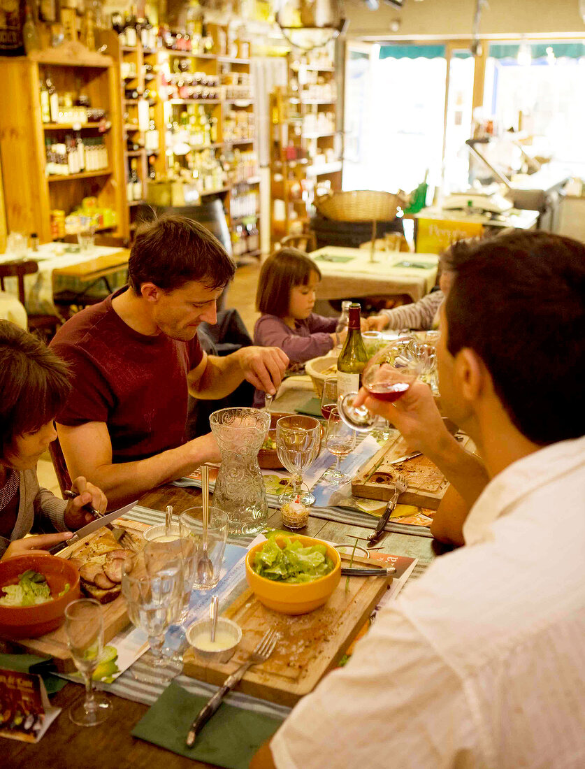 Franche-Comté, Restaurant Les 4 heures du crémier, in Arbois