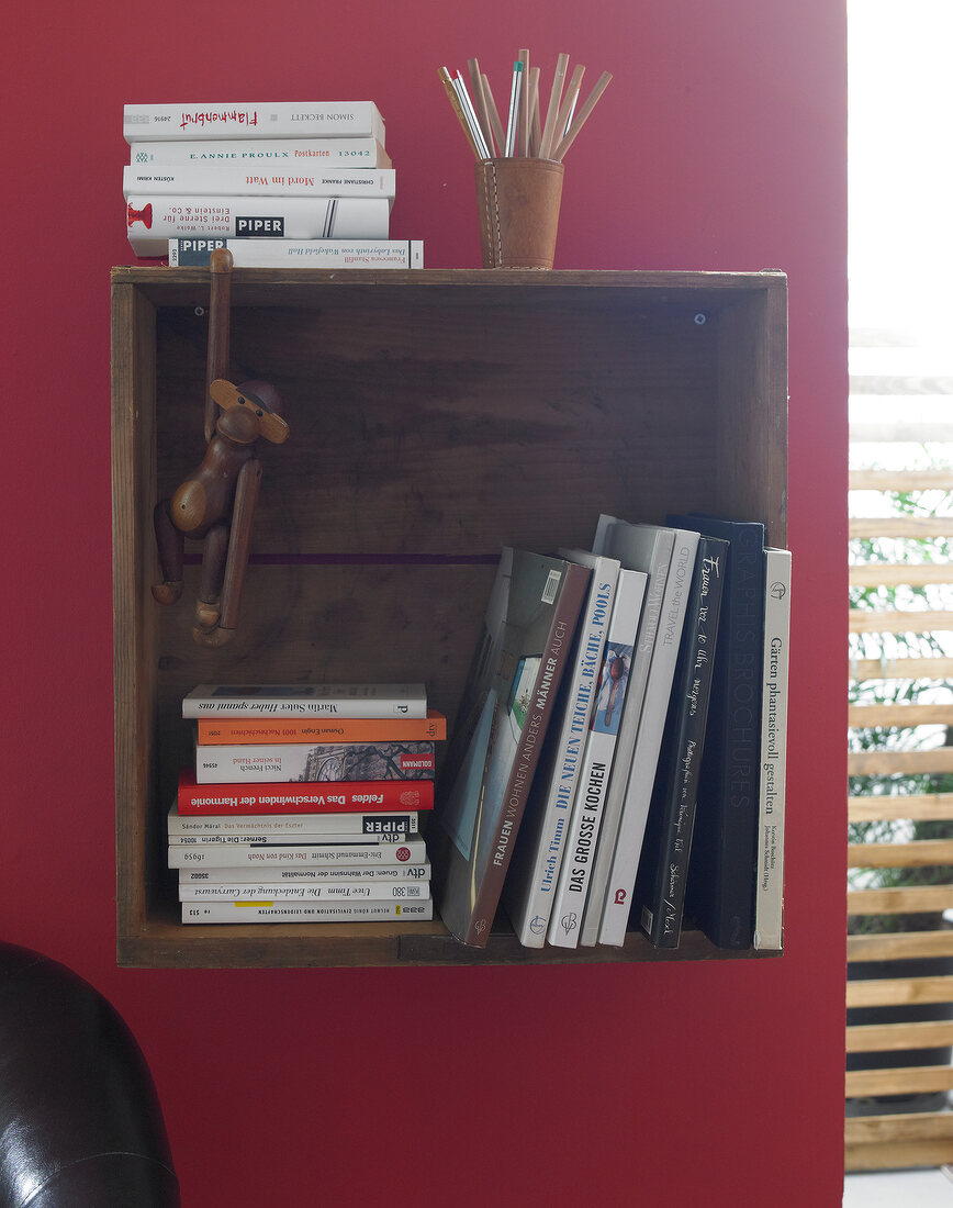 Regal, Wandregal aus Holzschublade Bücher, Kiste, Holzkiste, hängend