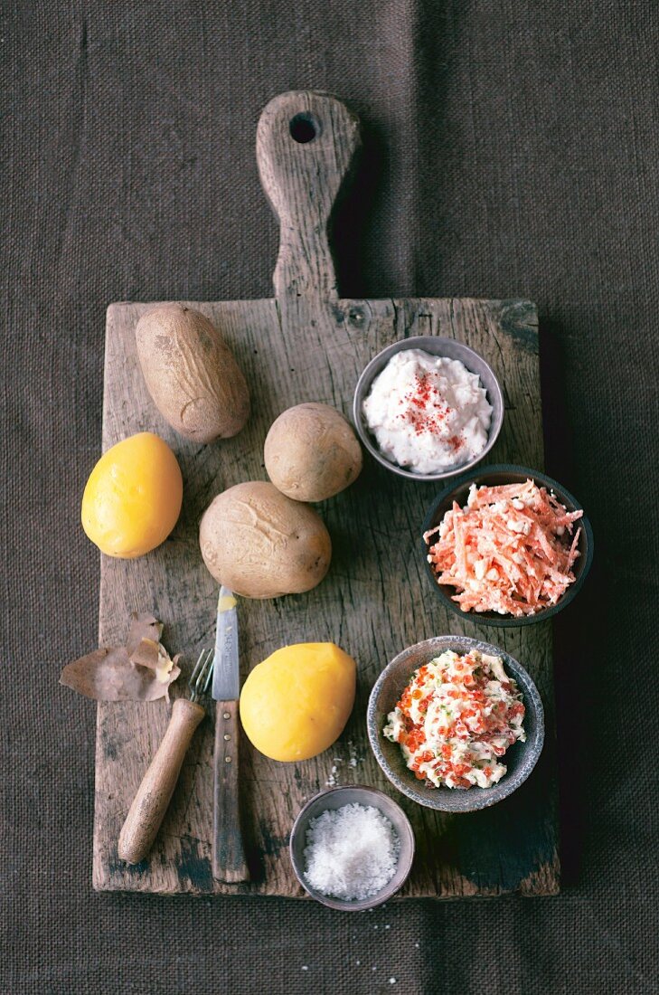 New potatoes with three different dip (seen from above)