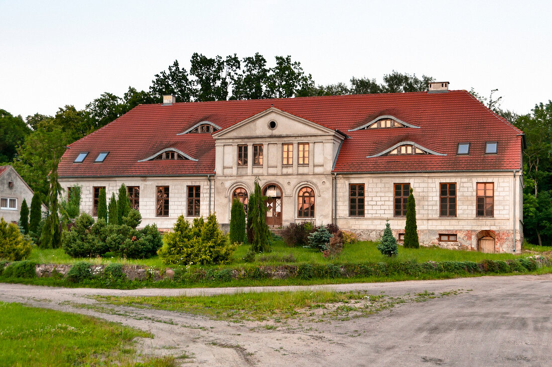 Polen: Ermland-Masuren, Masuren, nahe Mikolajki, Dorf Baranovo
