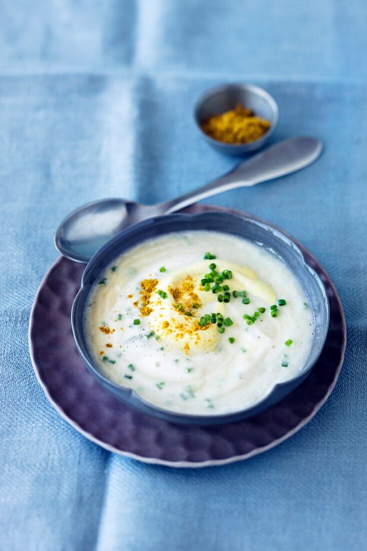 Blumenkohlsuppe mit Curry