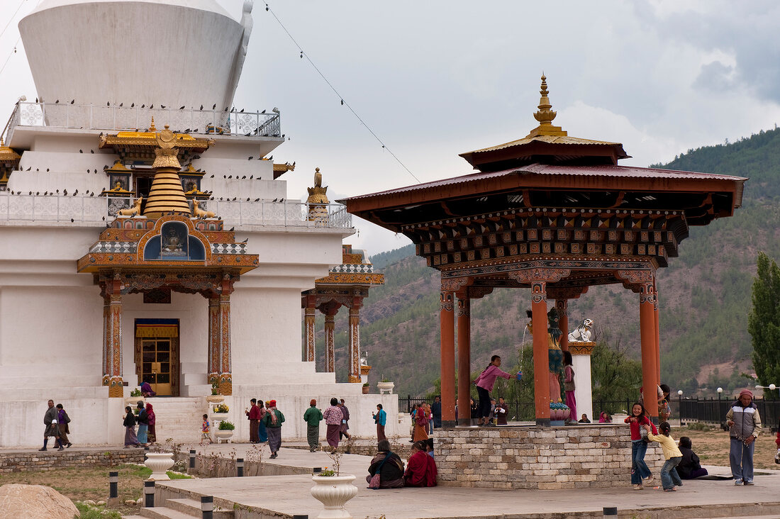 Bhutan, national memorial chorten in Thimpu