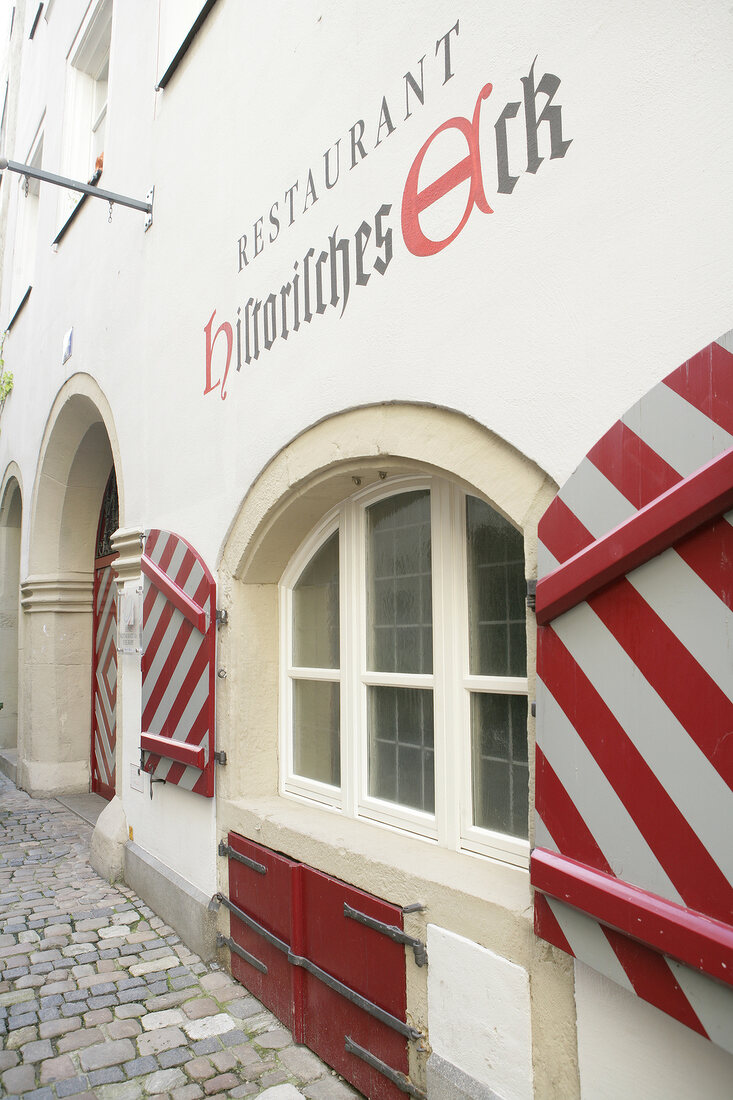 Historisches Eck Restaurant Regensburg Bayern