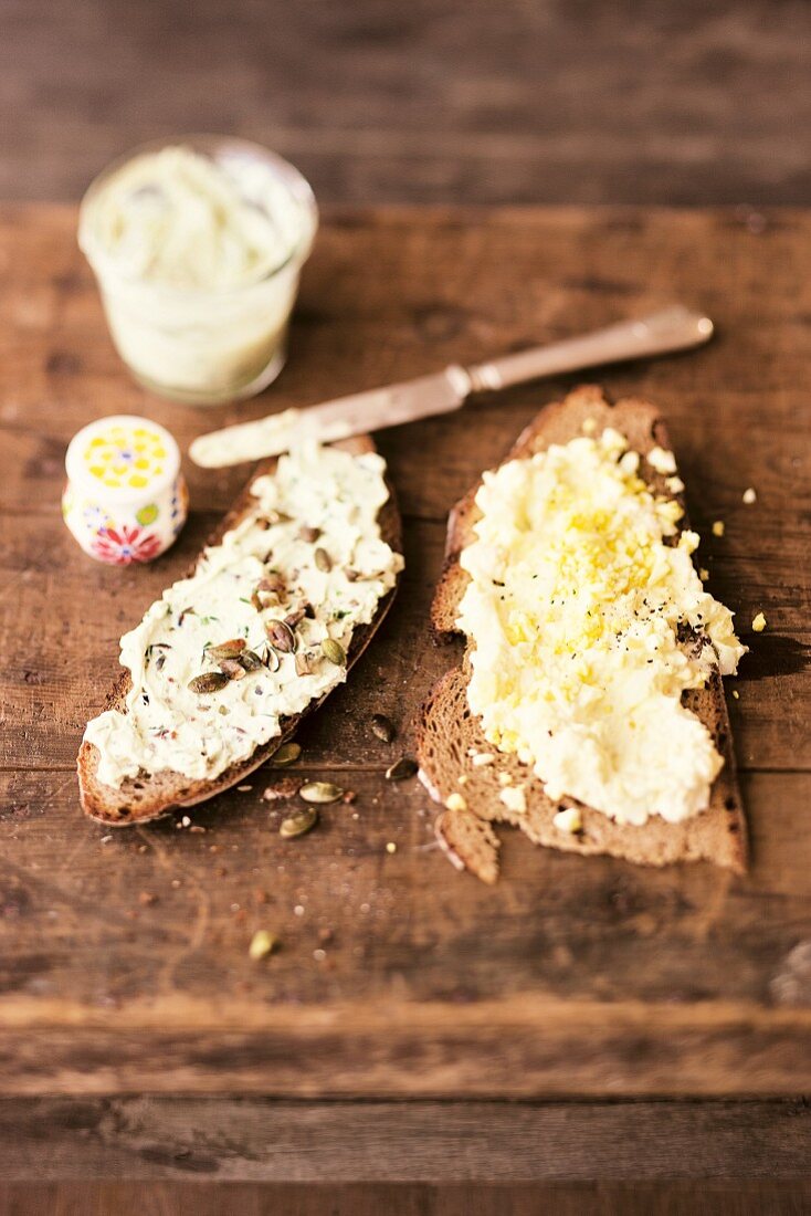 Country bread with seed oil spread and egg-horseradish (Austria)