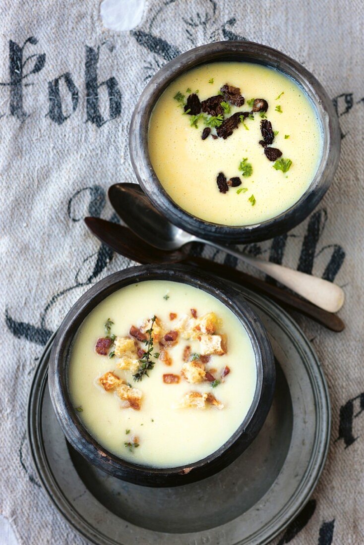 Erdäpfelsuppe & Pastinakensuppe (Österreich)