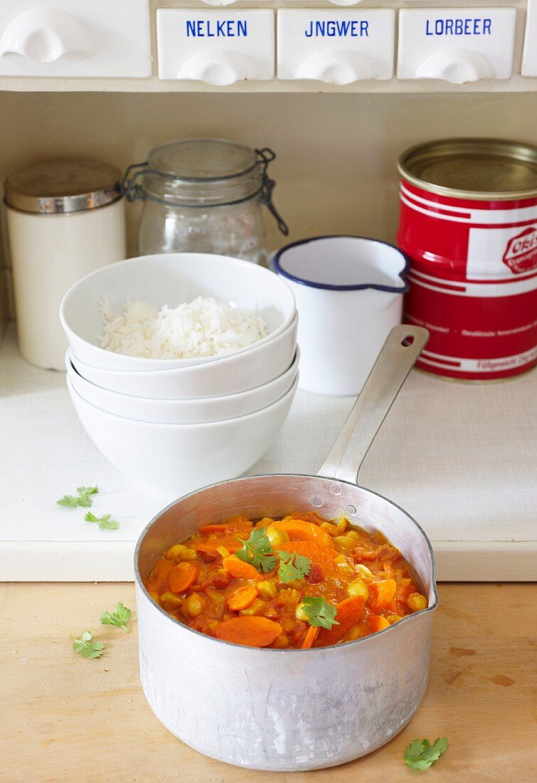 Kichererbsen-Curry mit Karotten
