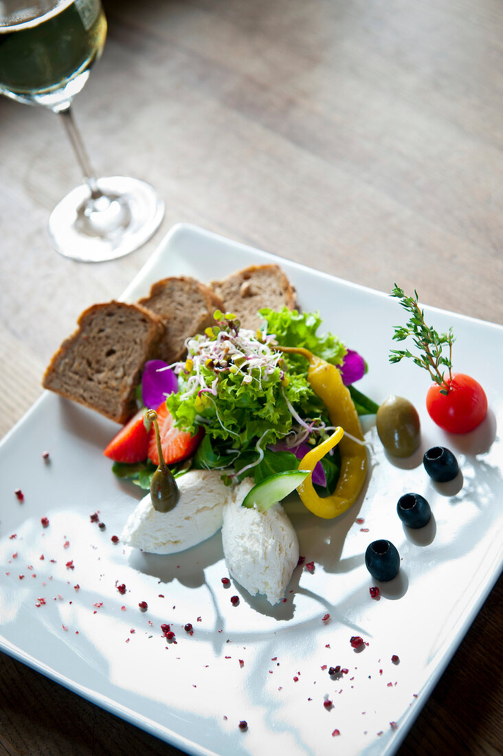 Brotzeitteller im Strandbistro "La Grande Plage", Kampen