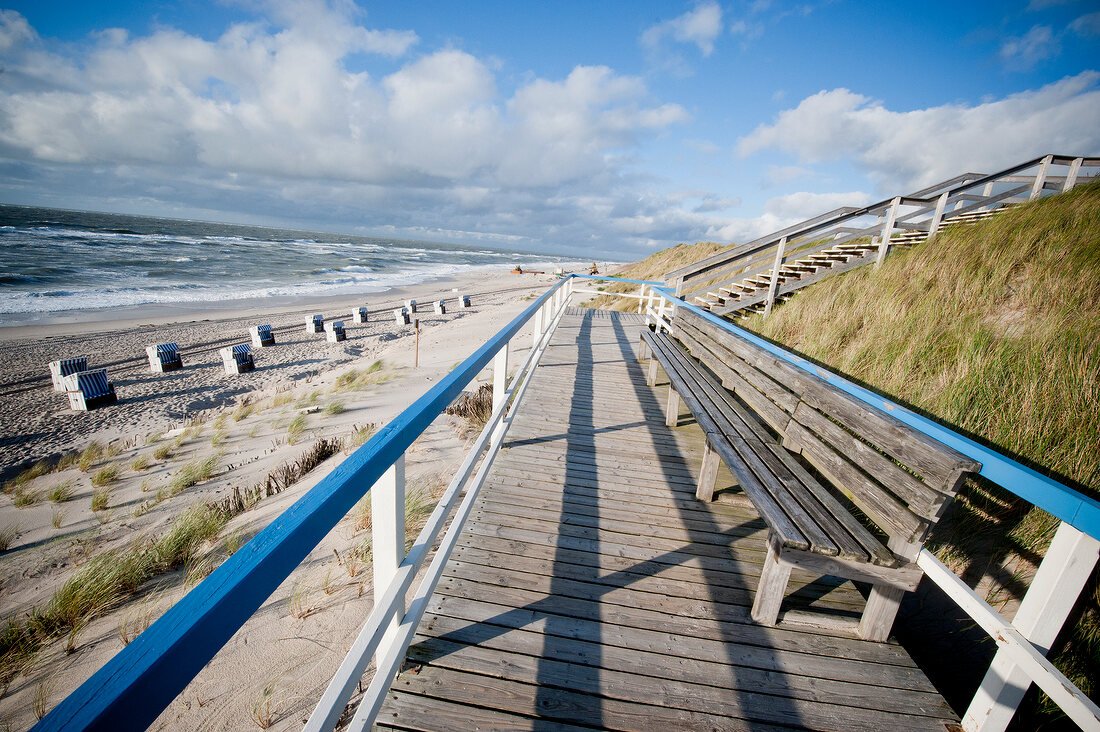 Strandkörbe am Weststrand von List, Sylt