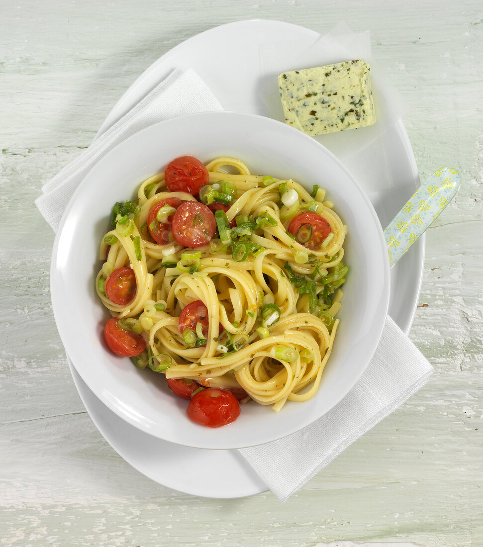 Linguine with tomato butter in bowl