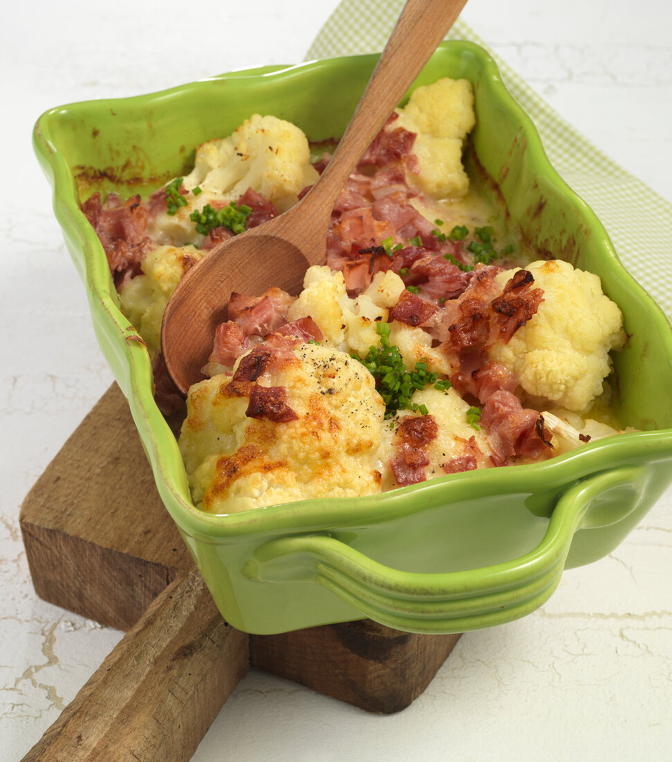 Cooked cauliflower in serving dish