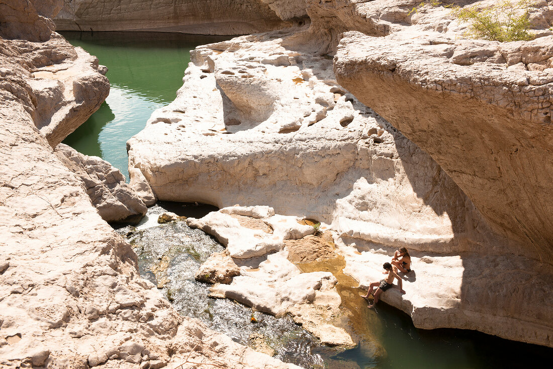 Oman, Wadi Bani Khalid, Felsen, Gestein, Fluss, Menschen, baden