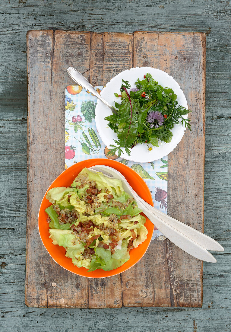 Grünes Kochbuch, Kopfsalat mit Speck, Querbeetsalat