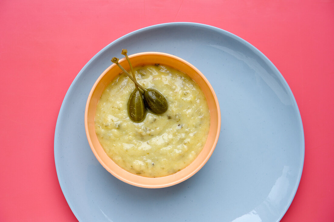 Potato puree in bowl