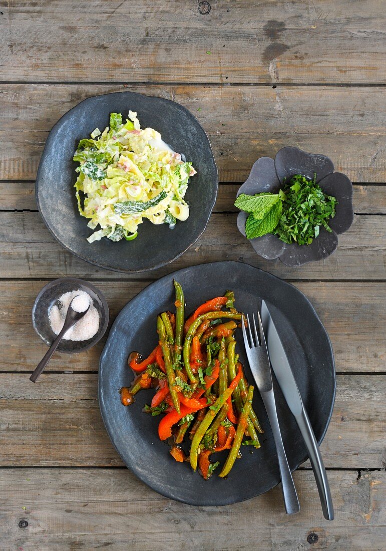 Creamy savoy cabbage and bean ragout