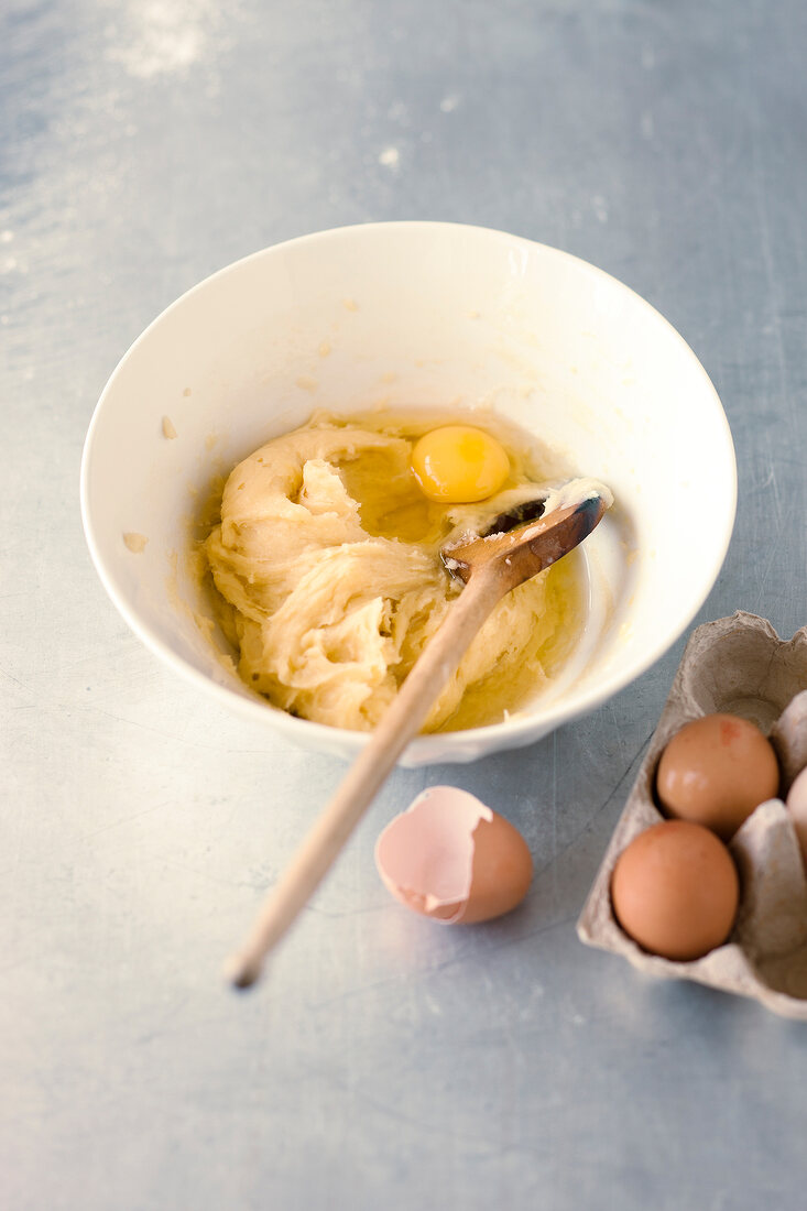 Dough with egg in bowl, step 3