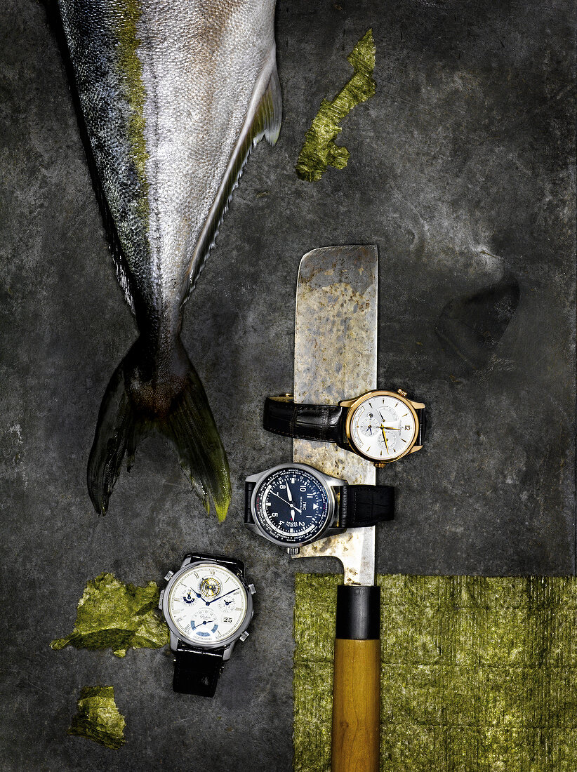 Armbanduhren, Messer, Fisch 