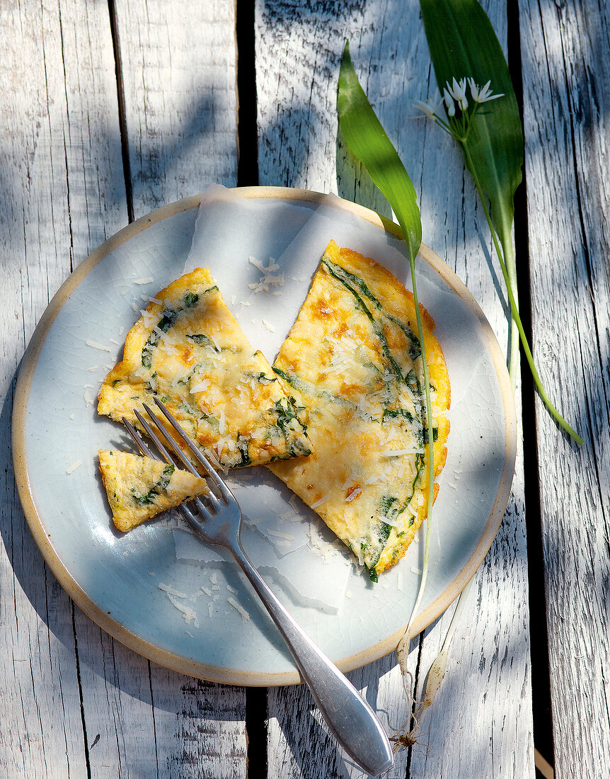 Landküche, Bärlauch-Schaum- omelett mit Parmesan