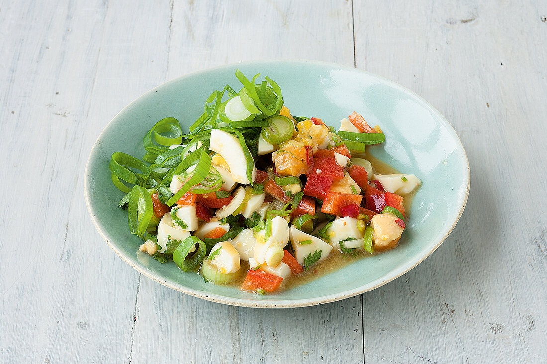 Ei - Rezepte, Scharfer Eiersalat, Frühlingszwiebeln