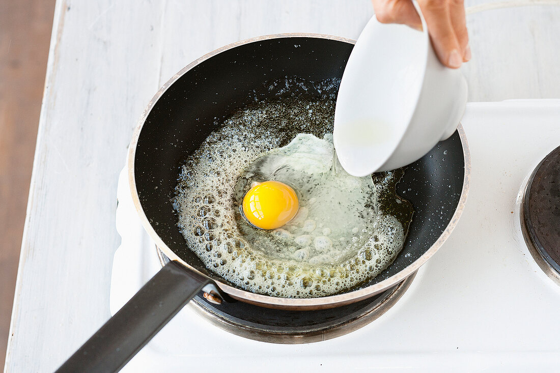 Ei - Rezepte, Spiegelei, Herd, Pfanne, zerlassenen Butter